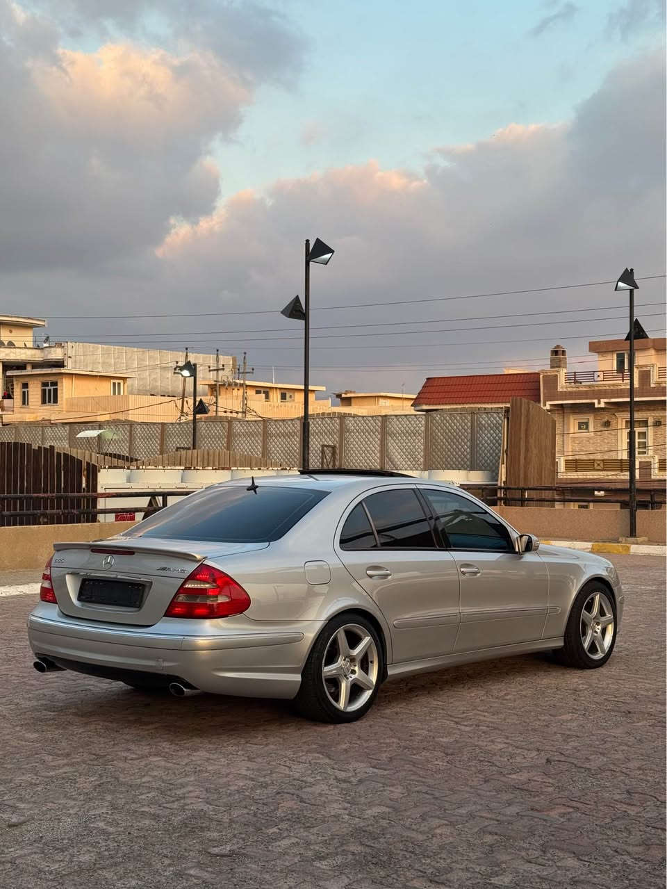 mercedes E class AMJ🌪️✈️🦅
شتی لۆک ١٣٣ هەزار رۆیشتووە 📦📦📦
مۆدیل ٢٠٠٦ مەنەفیستە غەرامە بەشەرت مەکینە V8 زۆر زۆر بەقەوەتە فول مواسەفاتە سەلایتە پەردەیە تەلەفۆنە شاشە گەورەیە گوشین خەزن و کارەبای و هیتەرە سوکان خەزن و کارەبای وە زۆر مواسەفاتی تر هەموو گیانی بەشەرتە لەسەر دەقی شەریکە ماوەتەوە
*********** شقلاوة, أربيل
