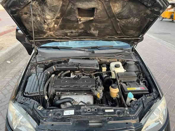 السلام عليكم من رخصت مدير الكروب
اخوان سارة ساسوكي فورنزا موديل ٢٠٠٧ حلو جاهزة 
تخم تاير باتري جديد بسمي سنوية ٢٠٢٧ مكينة جديدة 
سنتر لك كهربايت جديدة مكان السيارة بغداد الحسينية
السعر ٤٧ بيهامجال بسيط ***********
