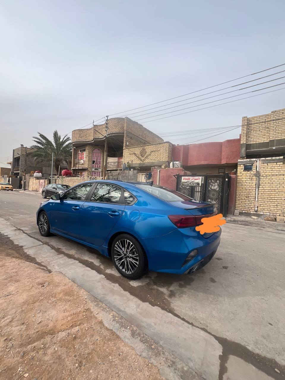 السلام عليكم فورتي جيتي لاين مديل 23 فول مواصفات واحد على واحد حادث خفيف هلال جاملغ ونصبغ نص  وبارد اربع صابع بل باب بجم كبس جنط كبس جنط كبس ماشيه 26فول مواصفات واحد على واحدد
تخم تايرات جديد مانقصها اي شي 
سعر 180 مكاني بغداد 
رقم ***********
