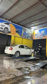 سيارة ليفان 2012 كير ومحرك خير من الله كلج ياباني كير عادي تبريد شغال ...