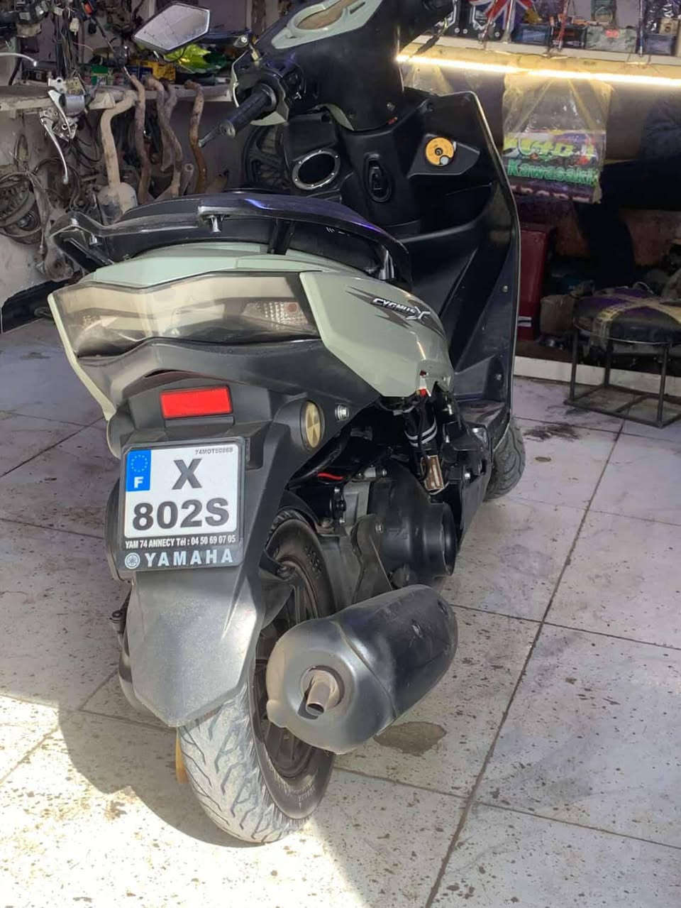 سلام عليكم ماكس سكنس للبيع نكره سلف دراجه صفر ما ماشي اهواي نضيف كهربائيات كلها شغاله سعر 500بي مجال ***********وتساب فقط
