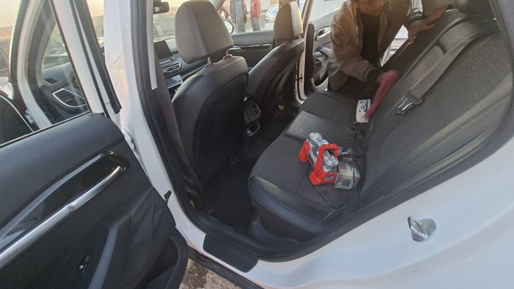 السلام عليكم
عادي ابيعه بلاجل 
 كيا سلتوز 
 موديل 2023 
 بدون دواخل
 محرك 200 دوش المرغوب 
ماشيه 45  
محرك كير تبريد تدفئة صدر كله جديد
 مكان السياره ديالى بعقوبه 
 سعر 145 وبيه مجال
 رقمي *********** بعقوبة, ديالى
