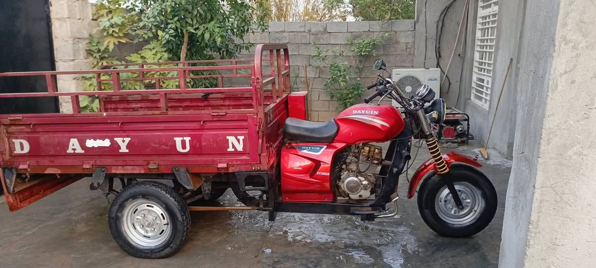 سلام عليكم ستوته موديل2018 للبيع كامله مابيه اي نقص بس اوراقه ضايعه سعر 800 مكاني تاجي ***********
