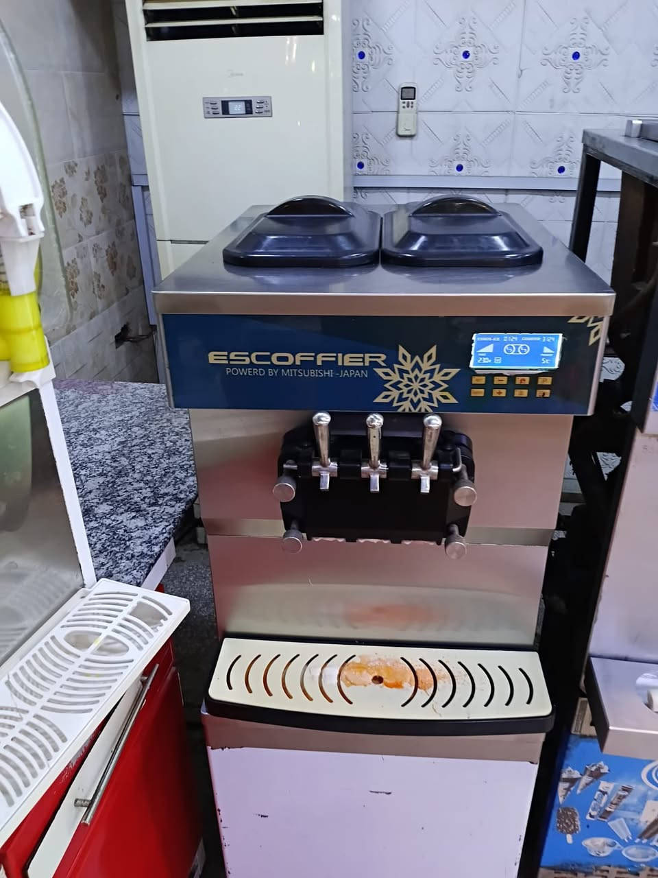 مكاين موطه للبيع عارضه مشكل مكينه سوف وعارضات عموديه ومكينه تايگر الشراي يراسني عل خاص


**إذا كنت صاحب هذا الإعلان وتريد حذفه لأي سبب، رجاءا أرسل رسالة إلى الدعم الفني**