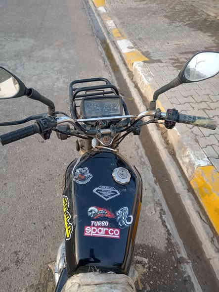 للبيع سيفان محرك جني كهربائيات كلها شغاله سعر 275 مكاني تكريت *********** واتسابي
