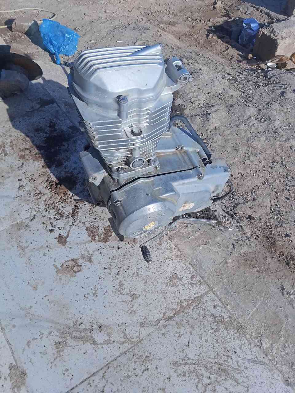 السلام عليكم شباب 
غراض مستخدمه لبيع 
كوت شارع النفط 
***********
