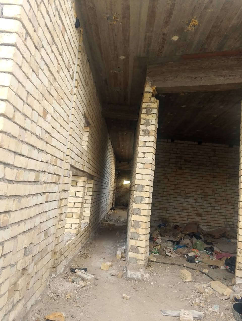 بيت 100متر5%20طابق واحد استقبال اوغرفه اومطبخ اوخدمات البيت ماء كهرباء تبليط بغداد  الجديده الرستميه محله 705طابوزراعي سند25قرار محكمه***********
