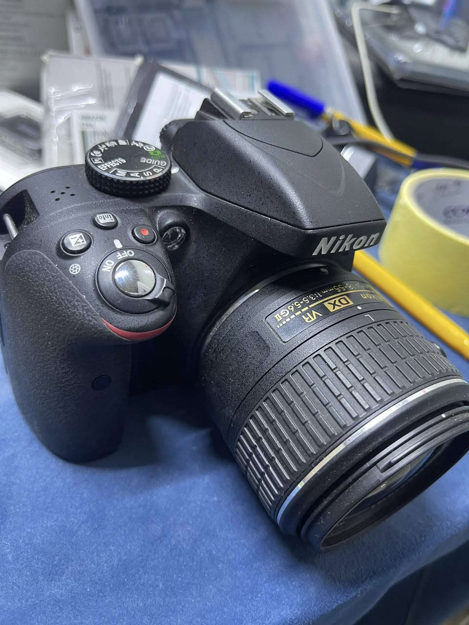 نيكون D3300 مع حزام وشاحنه للبيع


**إذا كنت صاحب هذا الإعلان وتريد حذفه لأي سبب، رجاءا أرسل رسالة إلى الدعم الفني**