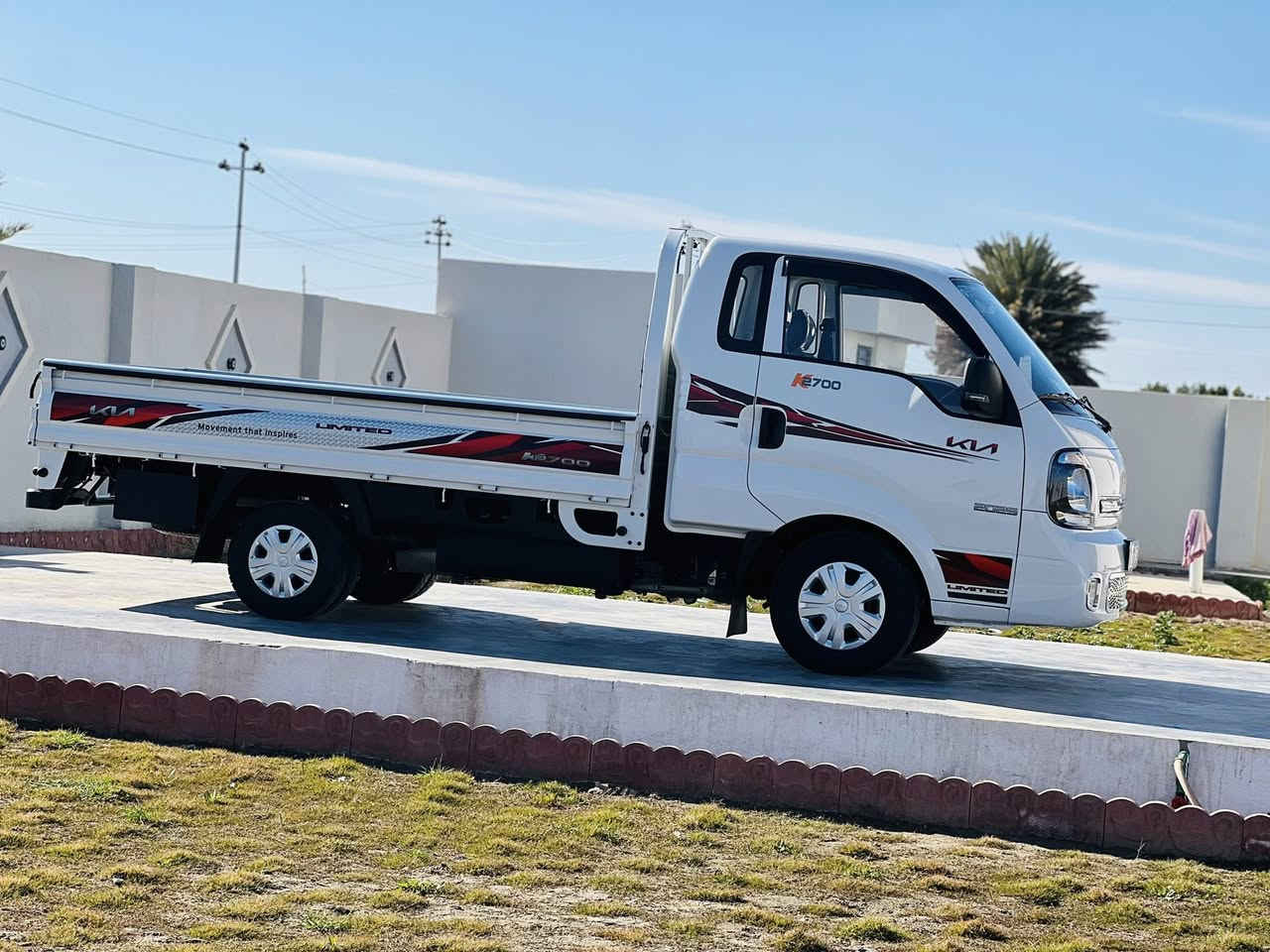 كيا بنكو 2025 رقم بغداد الجديد
2700 كرير عادي 

سيارة بآسمي شرط التحويل 

عداد المسافة (13 الف )

سياره فول 1/1 دبل ايرباك ABS

فول سستم صندوك وتانكي ماء سبايدرات 

سيارة جاهزة للاخير كبل للشارع

دوشمه ارضية وكشنات سعد الجنابي 

+غلاف بدي الثقيل 

مكان السيارة بابل الإسكندرية 📍

الشراي يتصل وبخدمتكم 

الهاتف /***********
