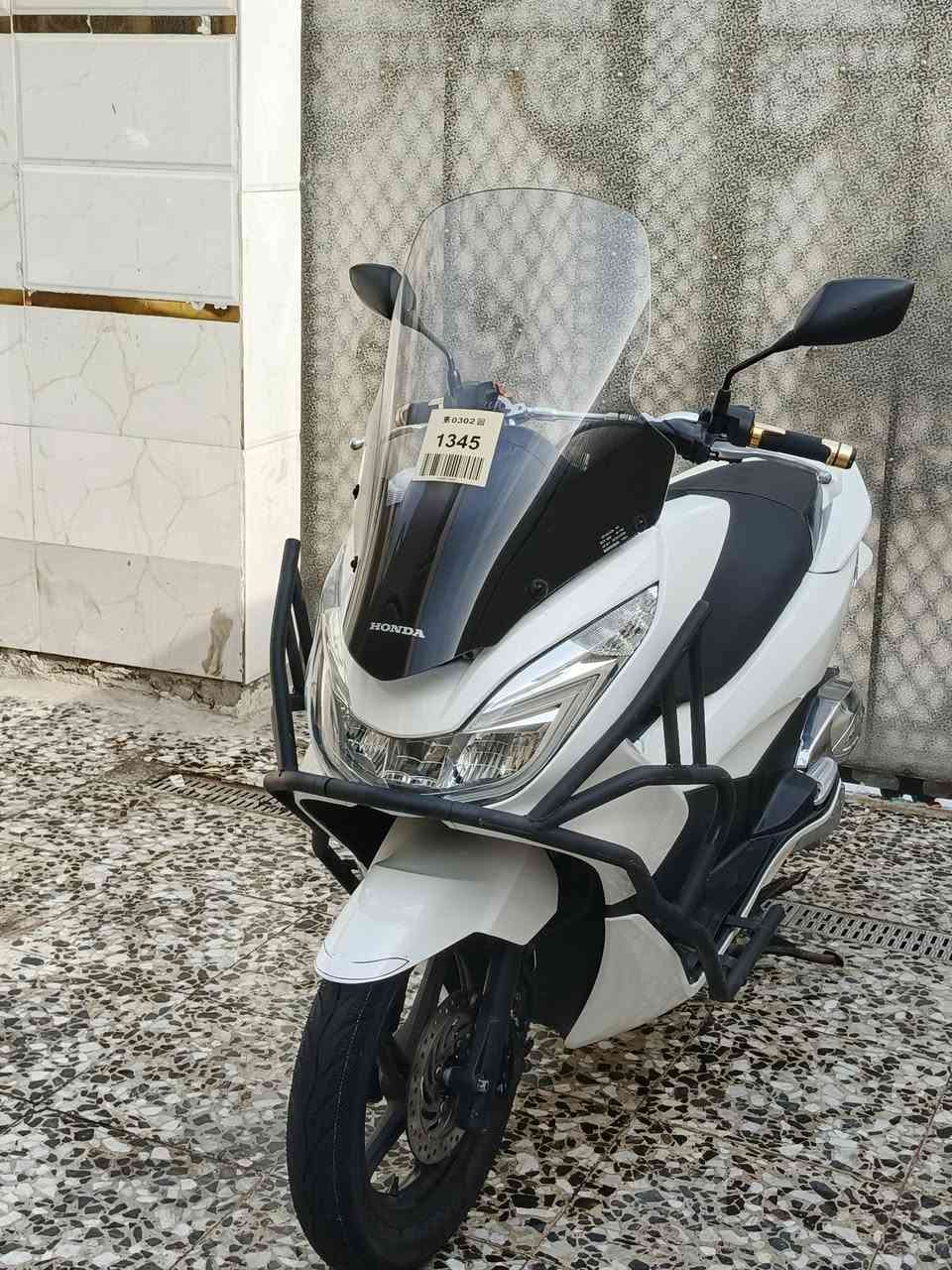 سلام عليكم بي سي إكس جيل الثاني
ياباني جي إف مكفولة كفاله عامه ماشيه 19 ألف 
جامه طويله درع الأصلي سستم نيكل حساس زدحام
ستان حساس دراجه خير من الله فول نعومه
سكن بغداد حي النصر   ***********
