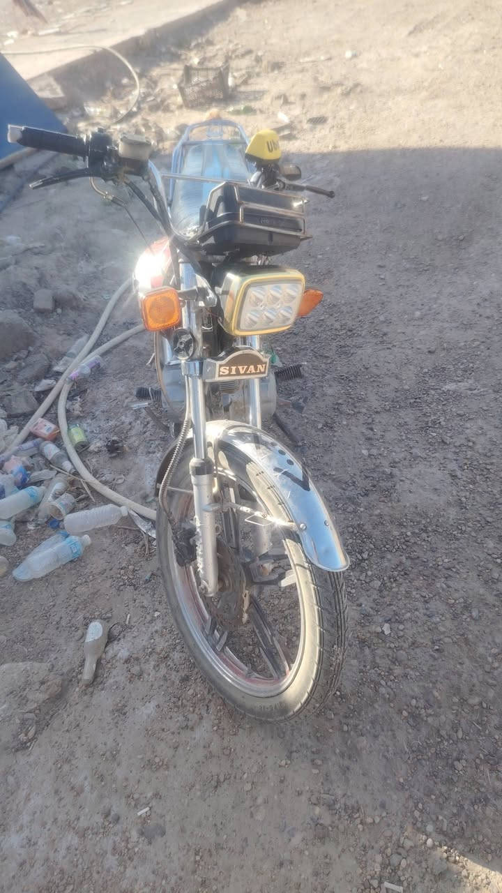 لبيع موديل 22 دراجه مكفوله محرك وكهربائيات  ما عده سلف يدير وميشتغل تصليحه 15 الف   كهربائيات كلهه شغاله  السعر 350.بيهه مجال  العنوان ابو غريب    *********** بي  واتساب
