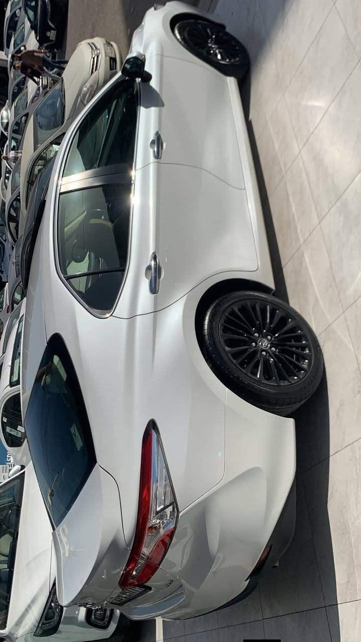 كامري خليجي موديل 2019 فول موصافات ال جي
بيها مكانين بارد وشويه صبغ جوه رقم مال الصندوق 

رقم سليمانية ماشيه 77 الف حقيقي مكان السياره الرمادي 
الاستفسار وسعر ع الرقم***********
