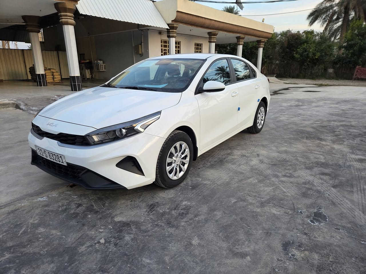 كيا سيراتو ٢٢ بغداد كوريا السياره وضع شركة ماشي ١٢ الف سعر ١٧٥ العنوان بغداد قضاء المدائن 
***********
