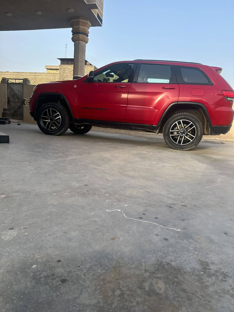 جيب ترال هوك 2020
وارد امريكي ماشيه 70
لون مميز 
بغداد
موصفات فول جكات فور ويل فتحتين 
كشنات كهربائي جلد تبريد تدفئه خلفي امامي  
الستيران تبريد تدفئه
بصمه باب بصمه تشغيل 
تشغيل عن بعد 
رادار امامي خلفي 
شاشه كبيره 
جنطه شفط مري شفط
مكينه V6٣٦٠٠
اشاره ترحيب 
اشاير مري 
نضام سبورت 
نضام ايكو
كشنات ذكية
خزن ميموري 
قياده ذاتية
نظام جبلي 
جكات ثلاث مراحل 
 تدفئة تبريد بالكشنات 
ثلاجة 
لايت زنون 
وقوف ذاتي
كير رياضي8 نمرة
رقم بغداد باسمي 
عدادات الكتروني وبعد بيها هواي مواصفات معروفة اعلى فئة 
حادث جاملق وشوية من البنيد  
مابيها نقص برقي 
السعر 💲 225وبيها مجال بسيط  العنوان بغداد 
***********☎ بغداد, العراق
