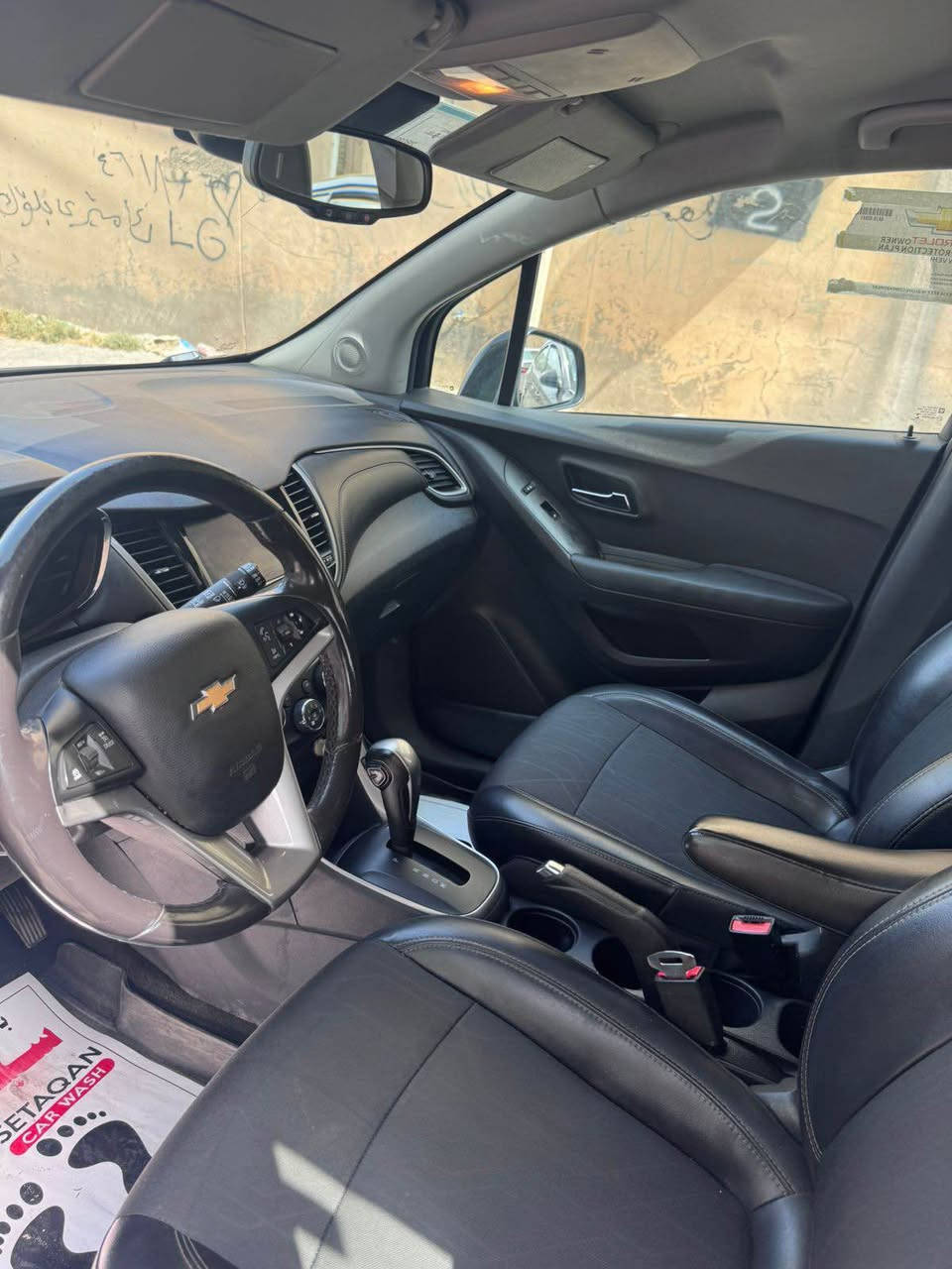 تراكس 2020
 قطعتين صبغ 
جاملغ و بنيد 
دوو پارچةى هةية چاملغ و بونيت 
مكان شبر بارد 
موصفات LT
 بةسمه 
كاميره
دةبل گير اوتو + عادي 
شاشه 
تحديد سورعه 
بةسمةى دةرگا 
سوكان فوليوم 
رةقةم و سةنوى هةموى نويه 
گير مةكينةى بة شةرت  
اربيل 
***********
سعر 105 أربيل, العراق
