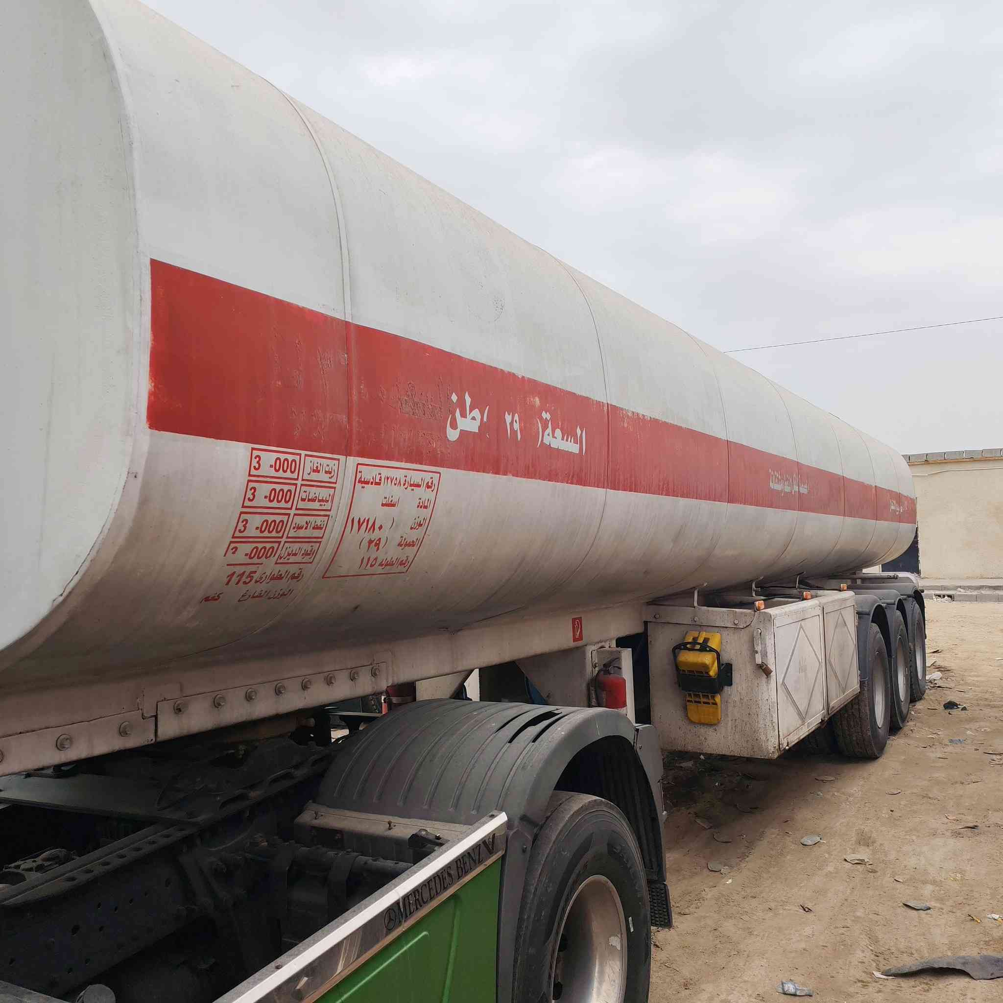 السلام عليكم تانكي مصلاوي سبرنك حموله ٣٦ دناكير  صيني بدون تايرات بي مضومة بويلر بوري ٨ آنج قطعه وحده كاك اربعه آنج كهربائيات وهوه كامل
السعر ٤٥ مع مجال للاستفسار ***********
