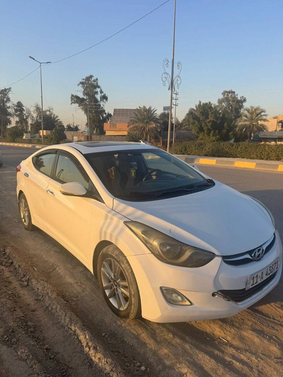 السلام عليكم
النترا موديل 2012 بيهة شكم قطعة صبغ ابيعلك احزام كير ومكينة مكفولات تبريد تدفئة مكفول وحدادية وتخم تاير جديد السيارة بأسمي السعر 95وبيهة مجال حك الجية
مكاني بابل
ملاحضة :غير متواجد على الفيس بوك
***********
