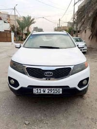 سورنتوا 2013 خليجيه سياره جديده وجاهزة من كلشي جديدة بمعنى الكلمة مكفو...