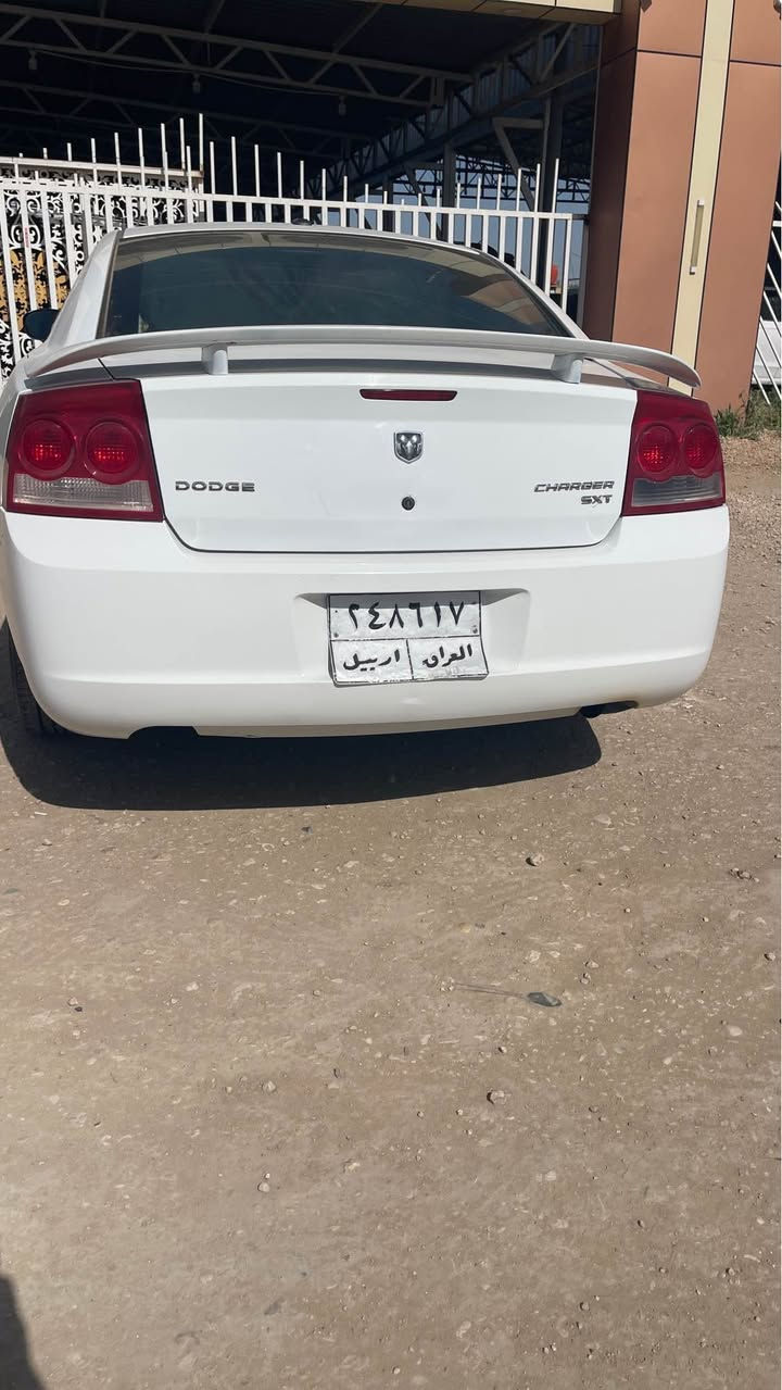 من رخيصه  الادمن  
جارجر 2010  محرك 3500  اصل 
مكفوله من الصبغ والتبديل  
السونار بالمنشور فقط الهلال 
كير محرك حداديه تبريد تايرات خير من الله 
السعر 120 وبيه مجال شي بسيط 
السياره جاهزه مال جناي 
بابل شوملي ‭***********
‬
ملاحظة تشوف غاليه اعبره والله يرزقك ويرزقنه هاشمية, بابل
