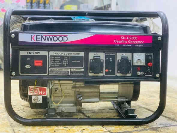 السلام عليكم 
مولده للبيع12انبير نضيفه 100/100
مره وحده مبدللها دهن وضميتها 
سعرها175 
مكاني كربلاء حي العسكري العابد 
*********** واتساب مفتوح
