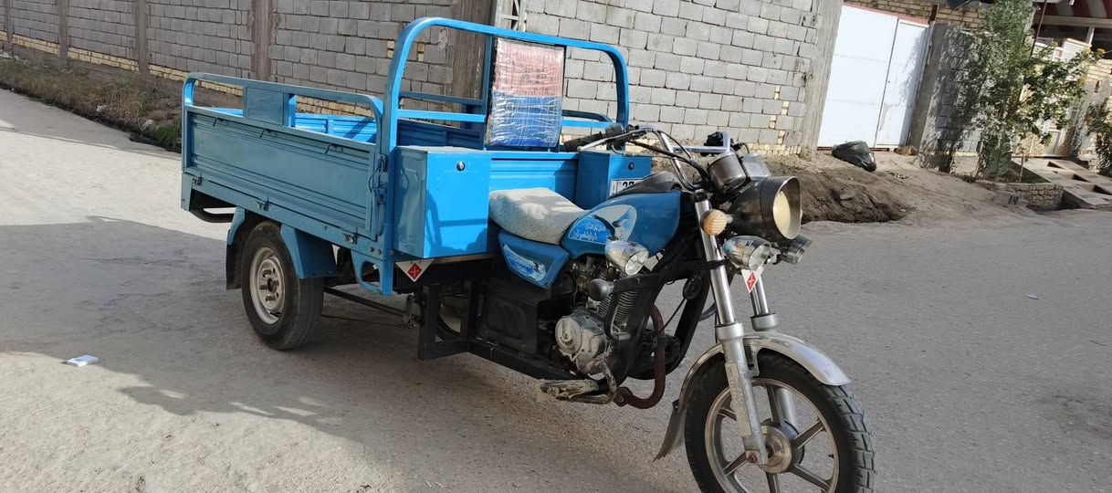 سلام وعليكم عدي ستوته
جمرة موديل 22 مرقم
 انكليزي سنويه مداور
ثاني يوم بسمي 
 شاصي مكفول 
مامتعوبه ستوته احله من صور 
مكان سوق شيوخ رقم صاحب ستوته ***********
