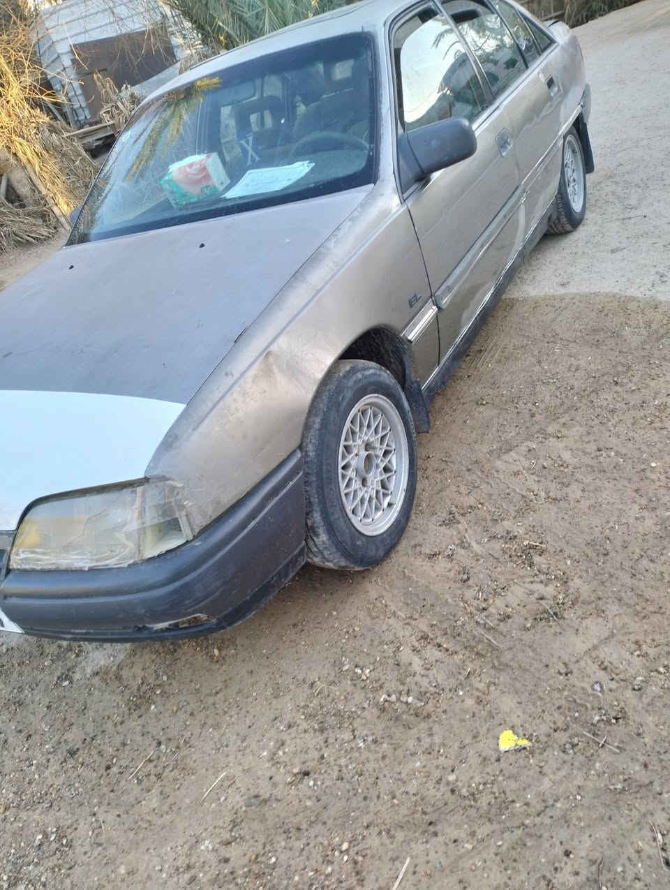 اوبل للبيع رقم انبار كير تمام خير من الله المحرك بي تبخير بسيط موديل. 1988 سعر 18$ وبيها مجال بسيط مكان الانبار عامرية الصمود ***********
