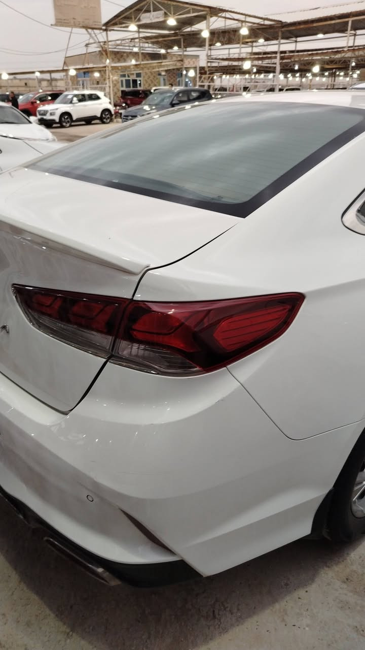 سوناتا 2018 خليجي
مكفولة كفالة عامة من كلشي وسونارها مرافق بصور
#السعرررررررررررررررر
168$سوناررررر بل صور وبلاش هاي سياره #مكاني حله مركز مدينة 
المواصفات
مكينة 2400 دوش برغي ممفتوح بي
عداده مملعوب بيدك جرص على 120
ثلاث وضعيات قياده
کشن كهرباء
تحكم مرايه كهرباء
تبريد قطعتين
مري شفط + اشاره بلمري
تحكم ستيرن جهتين
لایت زینون
لد نهاري
كامره خلفيه + حساس خلفي
ويل كروم حجم 17 + تخم تایر جدید
دبل اكزوز
شباك نيكل
ترایش نیکل
حساس اطار
ارضيه جلد
سبير منازل
رقم اربيل  تحويل ثاني يوم 
سيارة جديدة جدا جدا بحاله الوكاله بلعافيه ع
الياخذها

الاتصال او الاستفسار او واتساب عن السيارة  هيونداي سوناتا  رقم

 ***********
