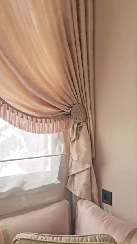 ✨ المغربي ديما عنده هيبته الخاصة 💙

تفاصيله تحكي فخامة
ونقشته تعطي إحساس ما يتوصفش ✨

💺 جمال يلفت نظرة
🧵 وتفاصيل تبان فيها اللمسة الراقية

🔥 الذوق المغربي… عمره ما طيح موضته


**إذا كنت صاحب هذا الإعلان وتريد حذفه لأي سبب، رجاءا أرسل رسالة إلى الدعم الفني**
