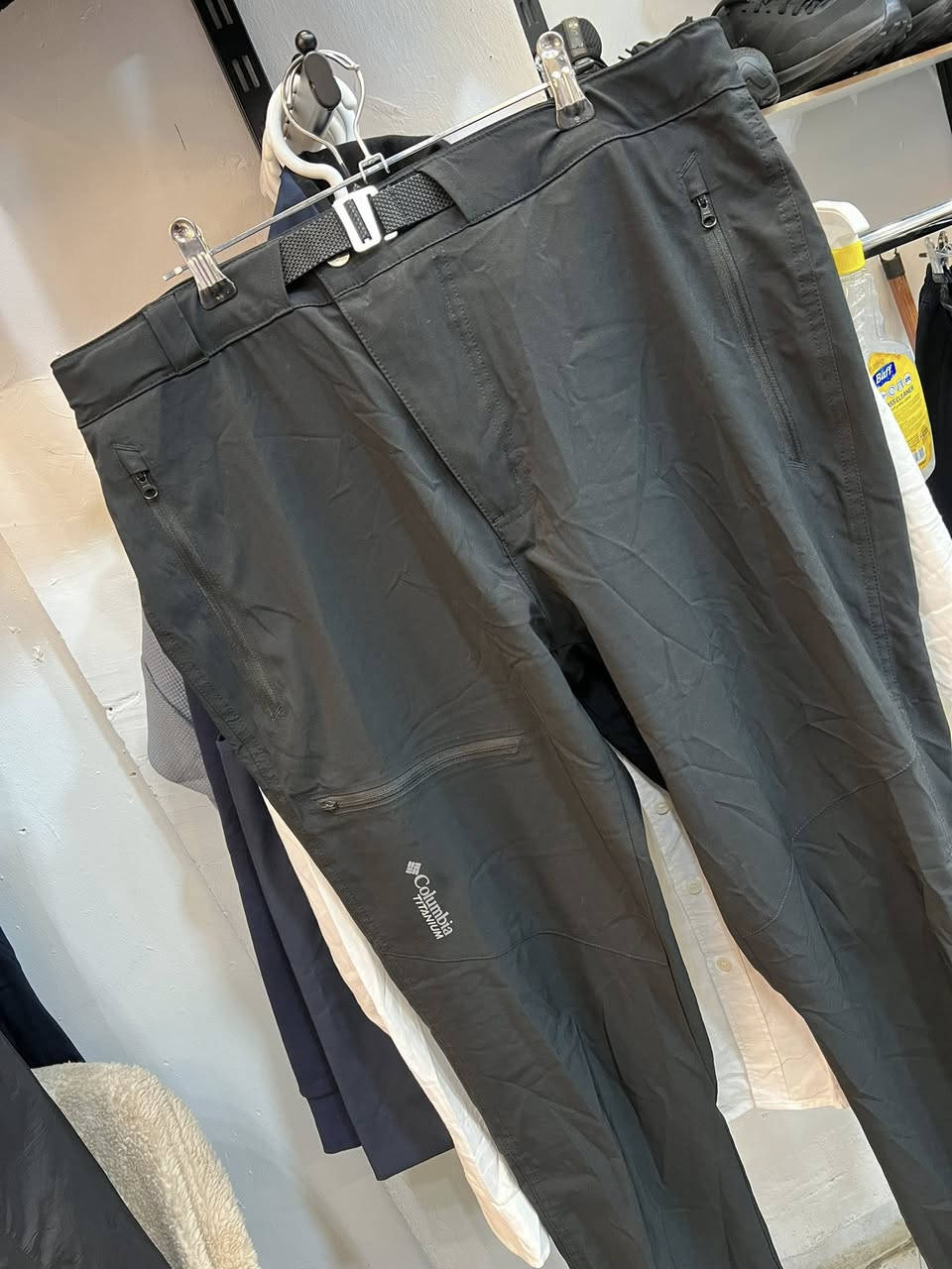 colombia
orginal
size _36
هاوینە
نظافە%99
توصیل جمع
خامە صیفیە
طول_107cm


**إذا كنت صاحب هذا الإعلان وتريد حذفه لأي سبب، رجاءا أرسل رسالة إلى الدعم الفني**