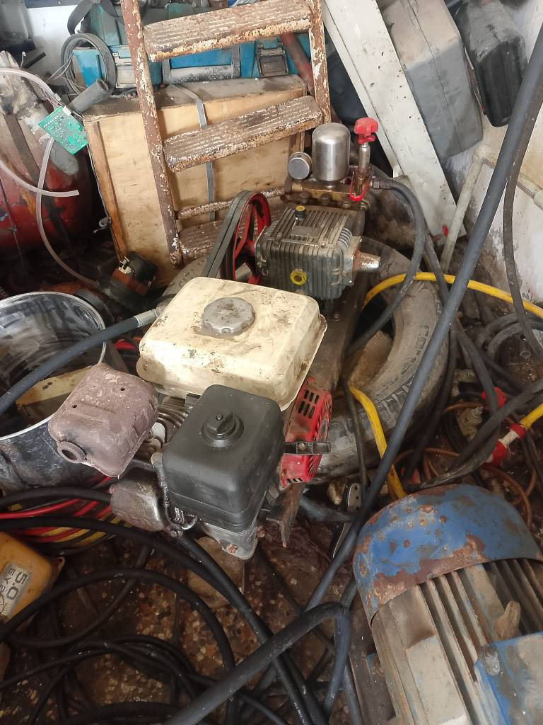 ماطور غسل روبن 7.5حصان صونده 20متر شغال ضغط قوي شاصي عمل *********** مكان ميسان عمارة, ميسان
