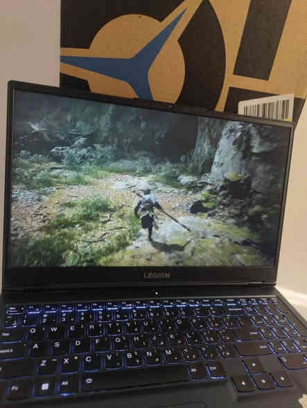 السلام عليكم شباب
لابتوب الكيمنك الخرافي من Lenovo ليجن الشرق الأوسط
وكالة مو باله كامل الاغراض بدون خلل
يجي بالمواصفات التاليه 
شاشه حجم 15 انش نوع LED الوان جدا واقعيه بمعدل تحديث 144Hz تدعم ال G-Cyng 
معالج خرافي من AMD نوع 
RYZEN 5-5600H 12CPU TURBO 4.35GHZ 
مع كرت RADEON مدمج
والكرت المنفصل من انفيديا نوع 
RTX 3050 Ti -4GB DLSS 
نسخه الTi الاحترافية اكيد اقوه من العادي
رامات حجم 16GB 
هارد 512SSD قابلات التطوير والاضافه للكل
كيبورد ضوئي وبطارية تستمر ساعتان من الاستخدام 
صوت من دولبي ستيريو 
اكيد اللابتوب للكيمنك وجميع المهام الثقيله 
السعر ٧٢٥ الف 
بغداد الشرطه الخامسه ومتوفر التوصيل
التواصل*********** بغداد
