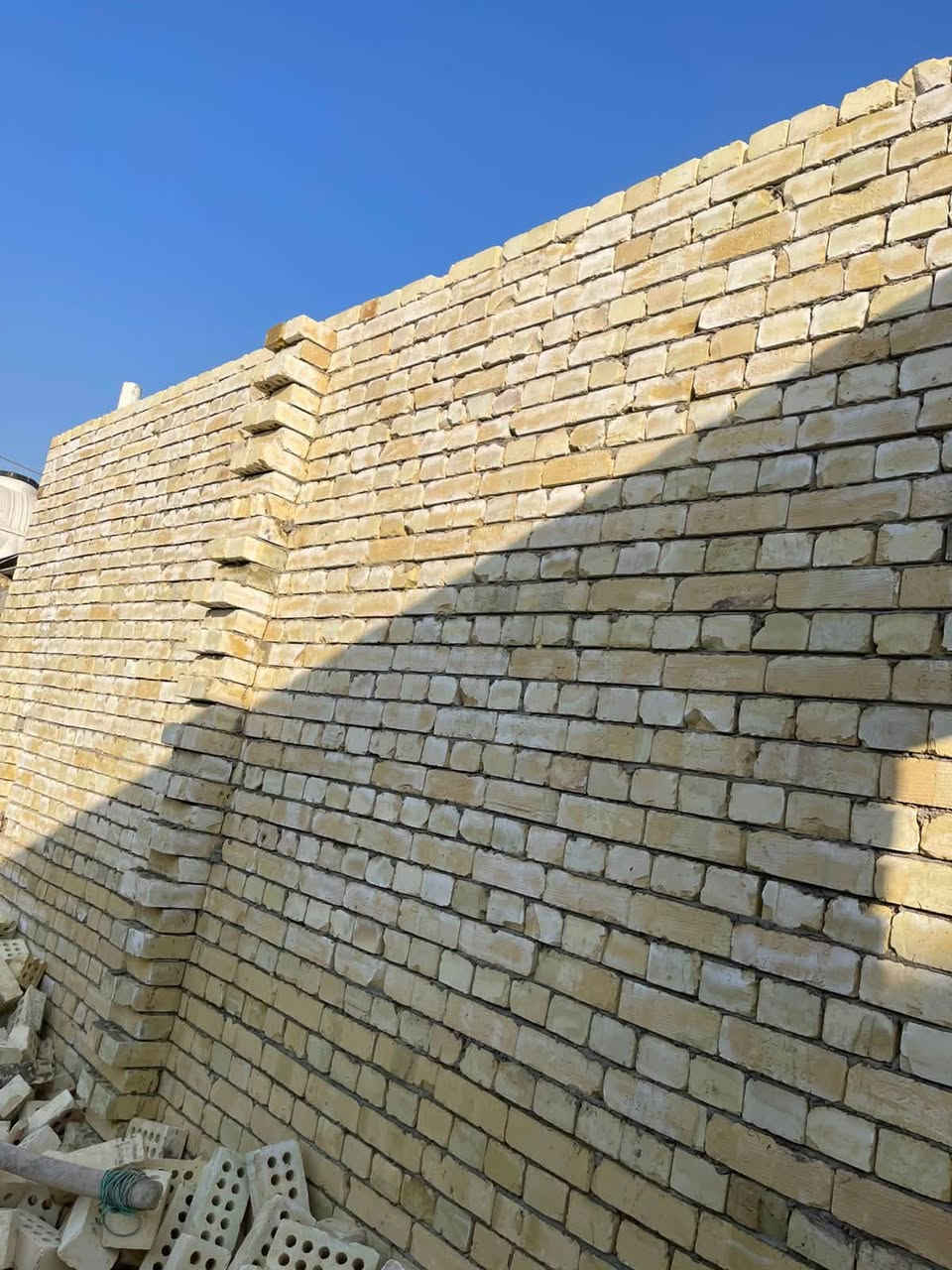 خلفات بناء شغل درجة اولى التزام بل موعيد وزن مظبوط وشرط شغل مهندسين معه تنظيف الموقع ***********
