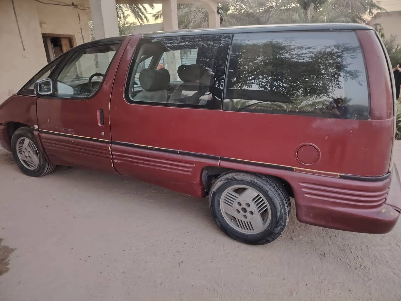 بونتياك 7 راكب سياحي موديل 1991 رقم نحف باسمنه شوكت متريد اداورلك  عله وضع الشركه تدفئه تبريد  بنيد جارد وجنطه  فقط  ترايها للبصرة تريد ترتيب بسيط جدا اثر الترك حداديه نضيفه بلاد كهربائيات دشبول كله شغال  خمس تايرات جدد باتري جديد  السعر 30$ بيها مجال مكاني بابل الحصوة ***********

