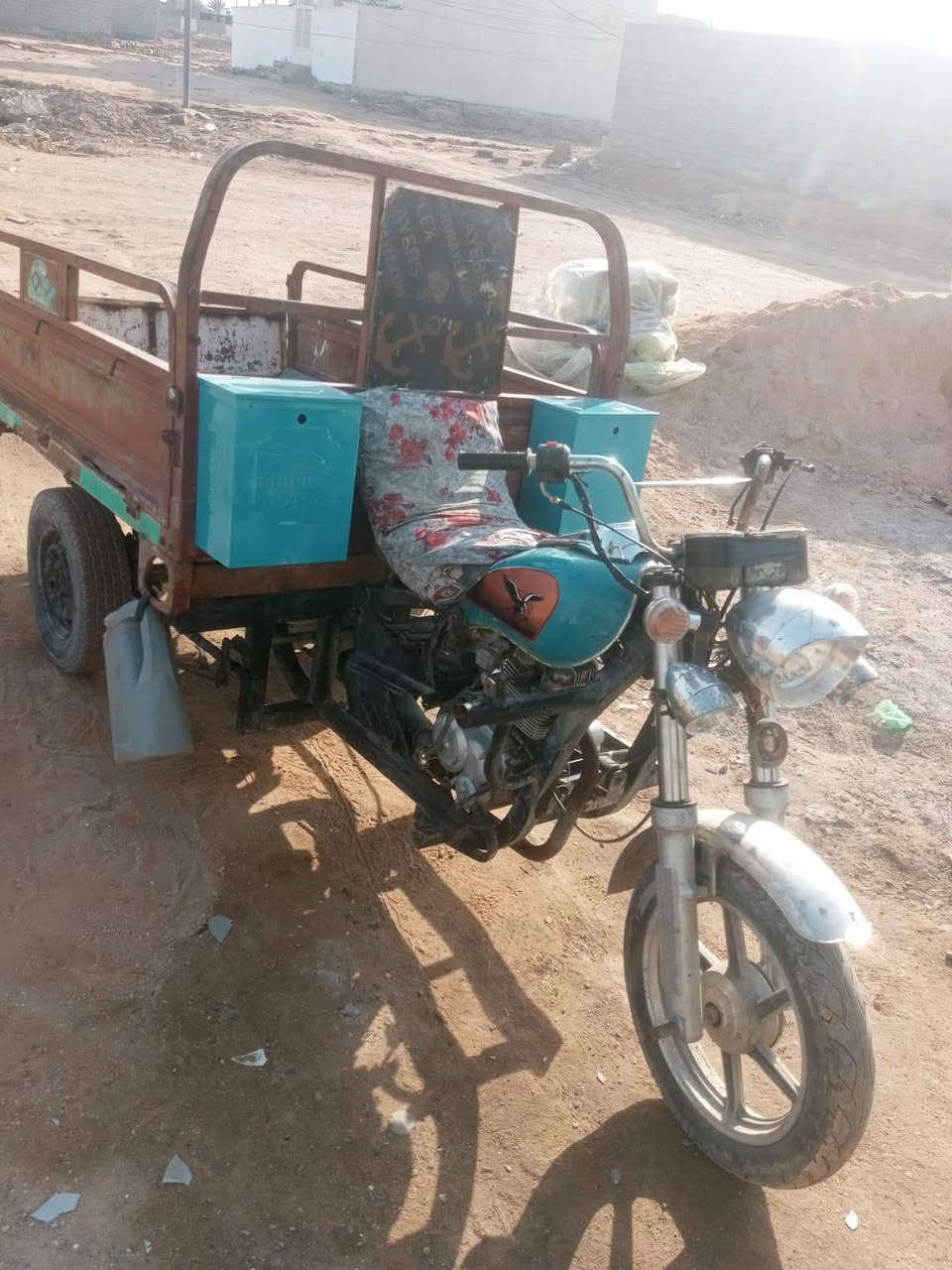 السلام عليكم ستوتة لبيع بدون اوراق ضائعة مكفولة من شاصي هاي كدامك السعر 650 الف وابيهة مجال   الرقم الهاتف *********** وايوجد واتساب  المكان كربلاء  يم سيد سماعيل قرب افرحة
