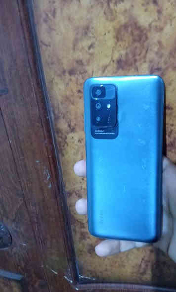 سلام عليكم جهاز نضيف عل فحص تفاصيل داخل الصوره شراي ***********
