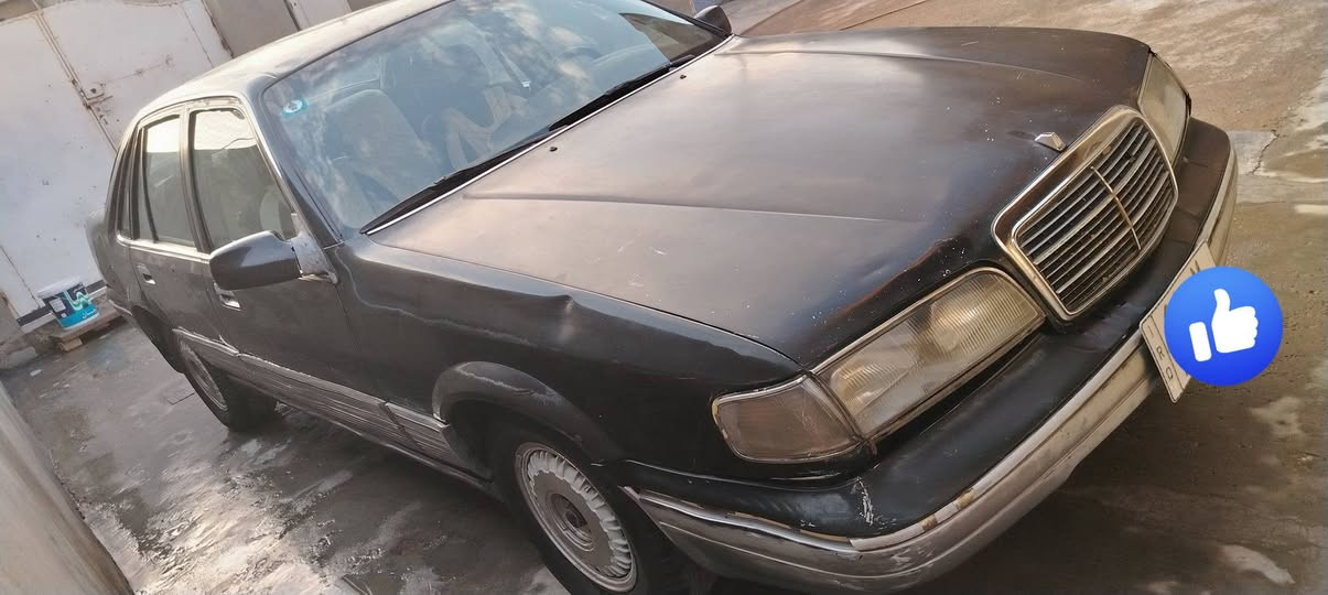 سلام عليكم
للبيع برنس ابروكم موديل ١٩٩٤
رقم بغداد دولي هزه جديده بسمي سنويه لغايه ٢٨
سياره ابلاديه لاضربه ولا صبغ ودواخل نضيفه
تخم تاير جديد باتري جديد
تبريد شغال ثلج
المكينه بيهه كازكيت وخابطه
اخوان ابيع كوم حديد وتكفل في الشرعيات
مكان السياره بغداد
السعر ٢٤ وبيهه مجال بصيط جدا
***********
***********
