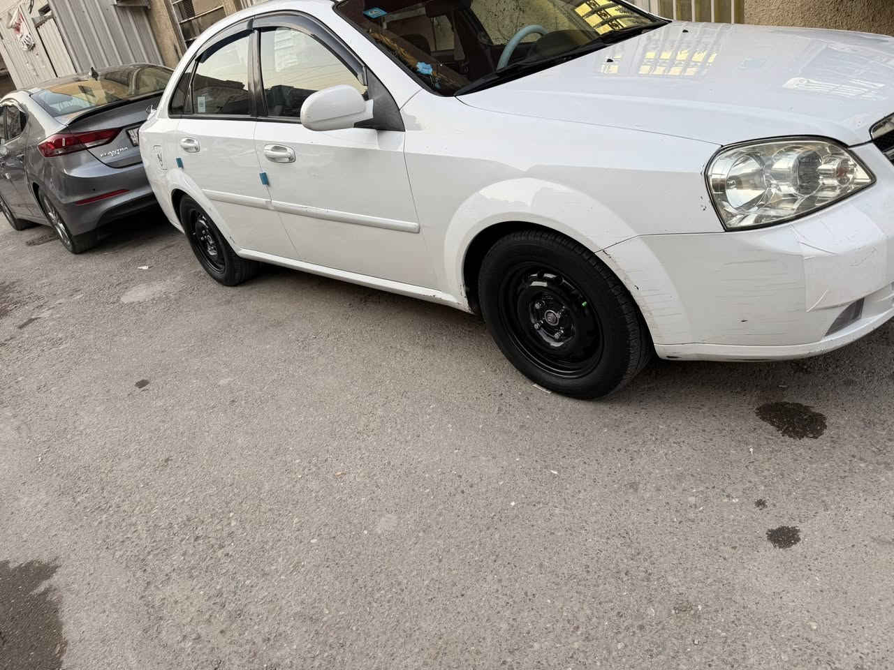 السلام عليكم اوبترا 2013
كير ومكينة جدد تخم تاير جديد صدر امامي خلفي 
دوشمة كاملة منضومة زنون سيارة بيها حالوب شي بسيط وبيها بارد وصبغ بجاملغ الامامي السونر مرفق بل منشور شاشة كامرة سيارة بسمي رقم مميز سنوية ل20230 
ماشية 86 الف حقيقي 
مكاني بغداد كمب سارة 
السعر 90 وبيها مجال بسيط 
***********
