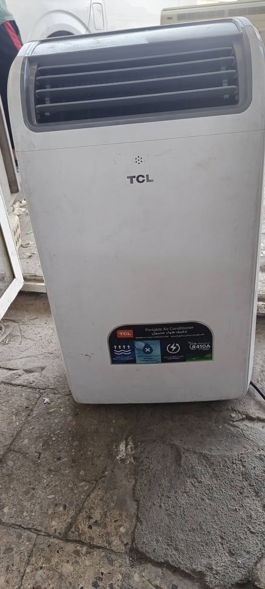سبلت TCL متنقل 1 طن كامل الملحقات مكفول من التصليح والضرر السعر 200 قابل للتفاوض
***********
