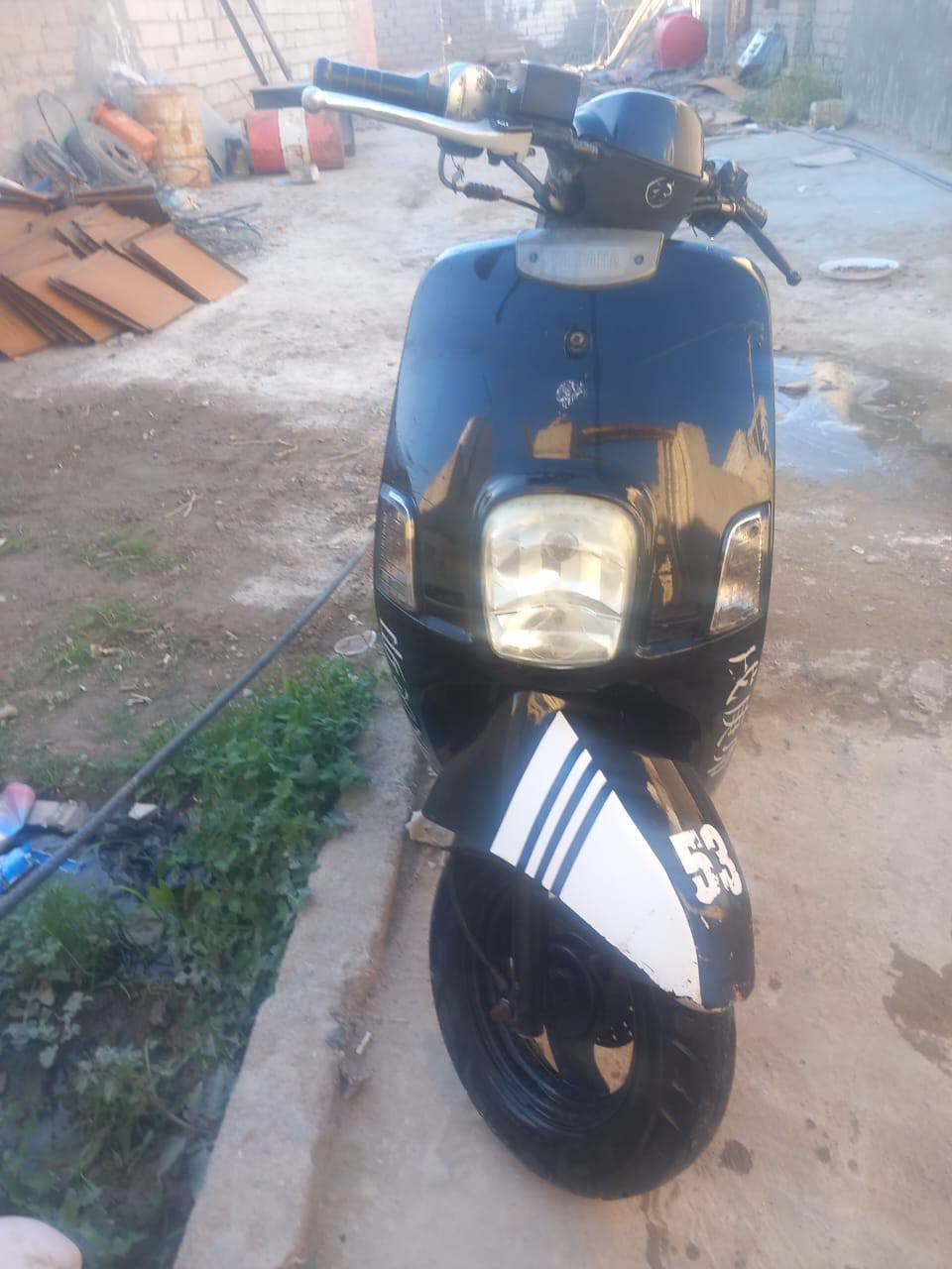 سلام عليكم دراجه بوليسي مكينه مزوده بوشه ٥٥ شلعته تخبل نضيفه السعر ٦٠٠ وبيه مجال مكان ناصريه مركز ***********
