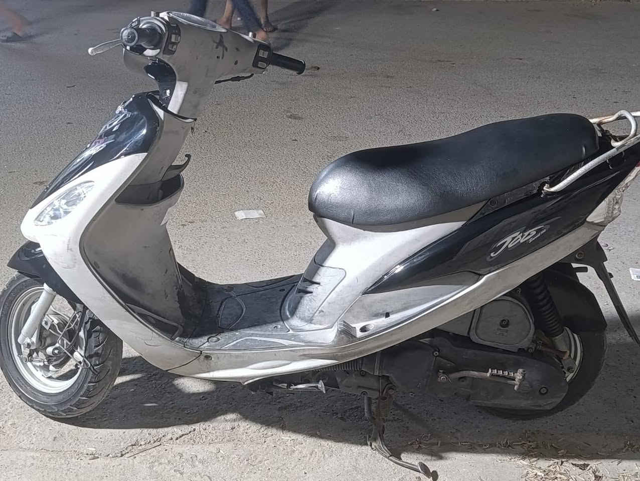 السلام عليكم دراجه ماكس منغولي دراجه رمبه مكفولة كفاله
عامة ما بيها أي نقص تجي وتشوف بعينك
مكاني بغداد حي أور ***********
سعر ٩٠٠
