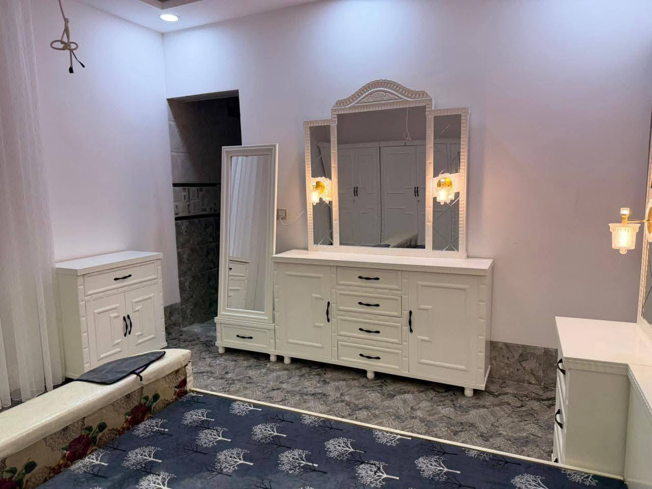 كما وعدناكم على كل ماهو جديد وجميل من معمل نجاره الطارق الشرقاط الحي العسكري قرب القصابين باداره محمود وإخوانه وبأسعار تنافسية/////***********/////***********
