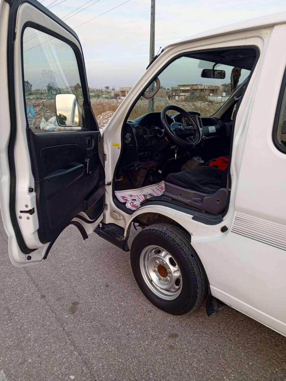 السلام عليكم 🫡 من رخصت. مدير 👨‍💼 الكروب. المحترم. 
نوم السياره :نسيان يورفان. 
المديل :2011
الرقم: سليمانيه 
حداديه السياره :100%100
ميكانيك السياره 100%100
تخم التاير داخل سياره نضيف.  تدفئه تبريد كلج جديد عينه صينيه سياره جاهزه من كلشي بوجهك لشارع مابيه اي نقص حمدلله. سياره بيه شويه بارد. وعندي سونار بيه تجي تشوفه بعينك وبيك خير ودلل.  ممتعوب. ماطلع بيه هواي. عل كد الخط  بسمي. تحويل ثاني يوم مباشر. 
عنوان السياره :بغداد الشعب قرب السيطره القديمه 
السعر :١٦٥وقابل لتفاوض 
تصال. : ***********بي وتساب. رسلني وبخدمتك 
تصال : ***********
غير. متواجد عل الفيس
