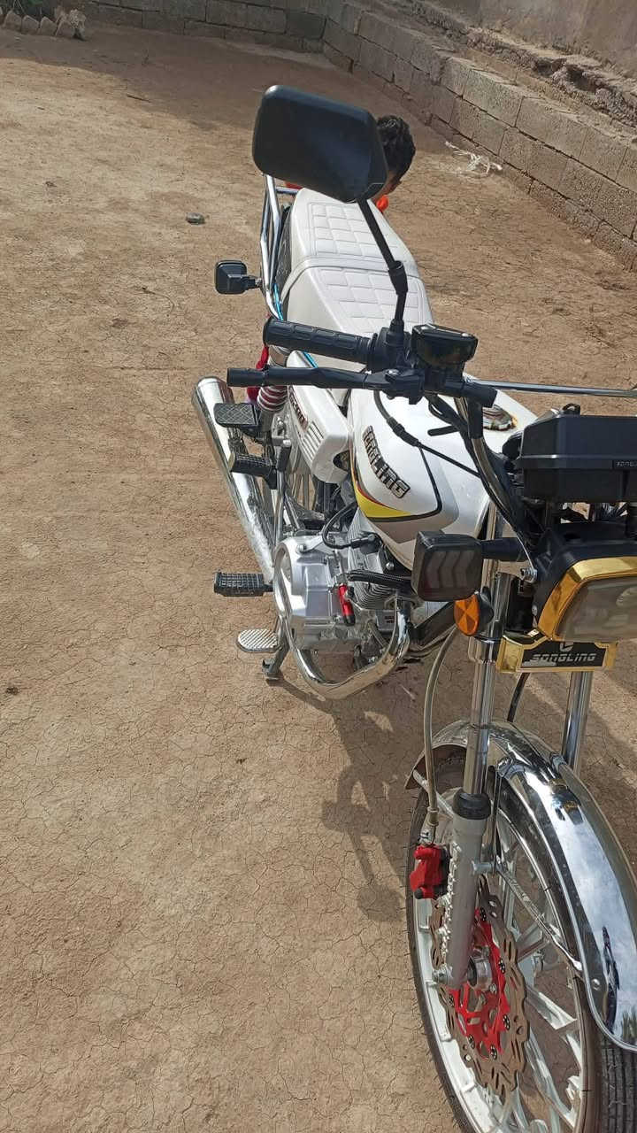 سيفان 2025اوارق سكنر محرك شرط شاصي شرط كهربأيات فول نكره سلف تخم تاير جديد دراجه خير من الله
تشغيل عن بعد مستعجل عل بيع السعر خاص ***********بي واتساب
