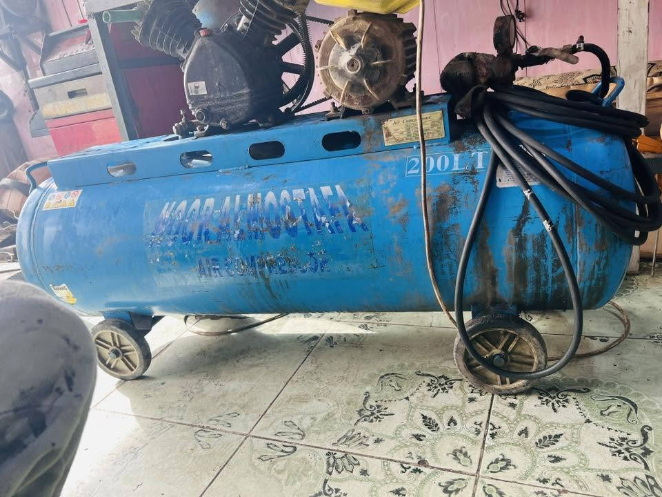 كمبريسر ضخ هواء سعة 200 لتر اصلي في البصرة
للاستفسار الاتصال على الرقم ***********
