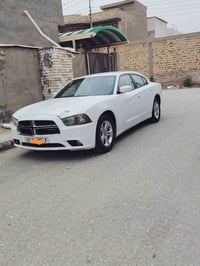 تشارجر ٢٠١٤ • محرك ٣٦٠٠ • بدون حادث