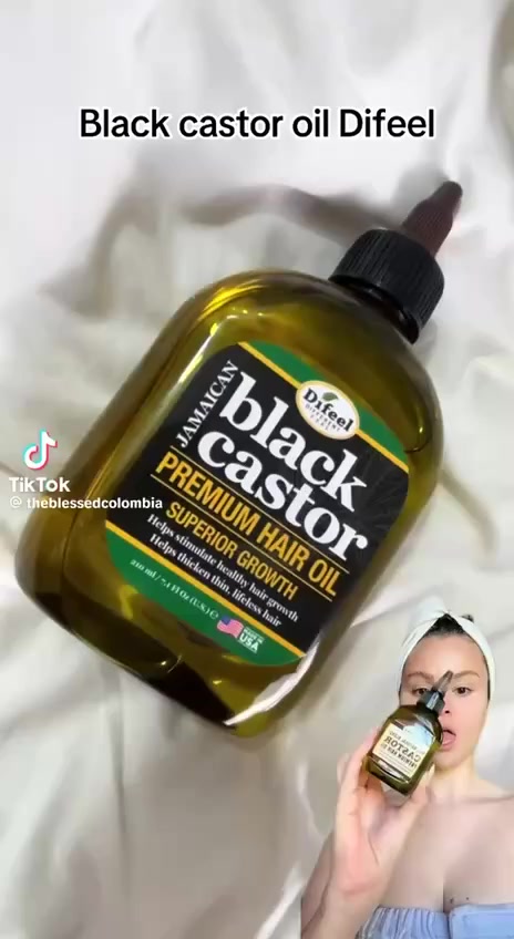 زيت ديفيل  
أفضل علاج لفروة الرأس الجافة: يحسن المحتوى العالي بشكل غير عادي من حمض الريسينوليك في زيت الخروع الدورة الدموية في فروة الرأس، مما يضمن تغذية أفضل لبصيلات الشعر. أفضل مرطب للشعر للحصول على أقصى درجات العناية بالشعر.
زيت الخروع النقي: يساعد هذا الحمض أيضًا على توازن درجة حموضة فروة الرأس. زيت الخروع غني بمضادات الأكسدة التي تدعم الكيراتين في الشعر، مما يجعله أكثر نعومة وأقوى وأقل تجعد.
زيت الخروع لنمو الشعر: يستخدم زيت الخروع منذ فترة طويلة كعلاج لتساقط الشعر وتخفيف الشعر. لها العديد من الاستخدامات الأخرى أيضًا، بما في ذلك ترطيب الشعر الجاف وترويض الشعر المجعد والتحكم في التشابك.
نمو الشعر للنساء والرجال: ثبت أن زيت نمو الشعر بزيت الخروع يعزز نمو الشعر، وهو مصل نمو الشعر المثالي وبديل مثالي لعلاجات تساقط الشعر الأخرى. كما أنه يعمل كمصل لنمو الرموش. أحد أفضل منتجات نمو الشعر للنساء، زيت ناعم لنمو الشعر غير مسبوق في فعاليته.
زيت نمو الشعر: يمكن أن يجعل شعرك ينمو أقوى وأكثر سمكًا. بلسم عميق للشعر التالف، زيت كاسترول لنمو الشعر، زيت الخروع يحتوي على لكمة.
السعر ع خاص
الحجز وتساب مع كل طلب هديه
***********
