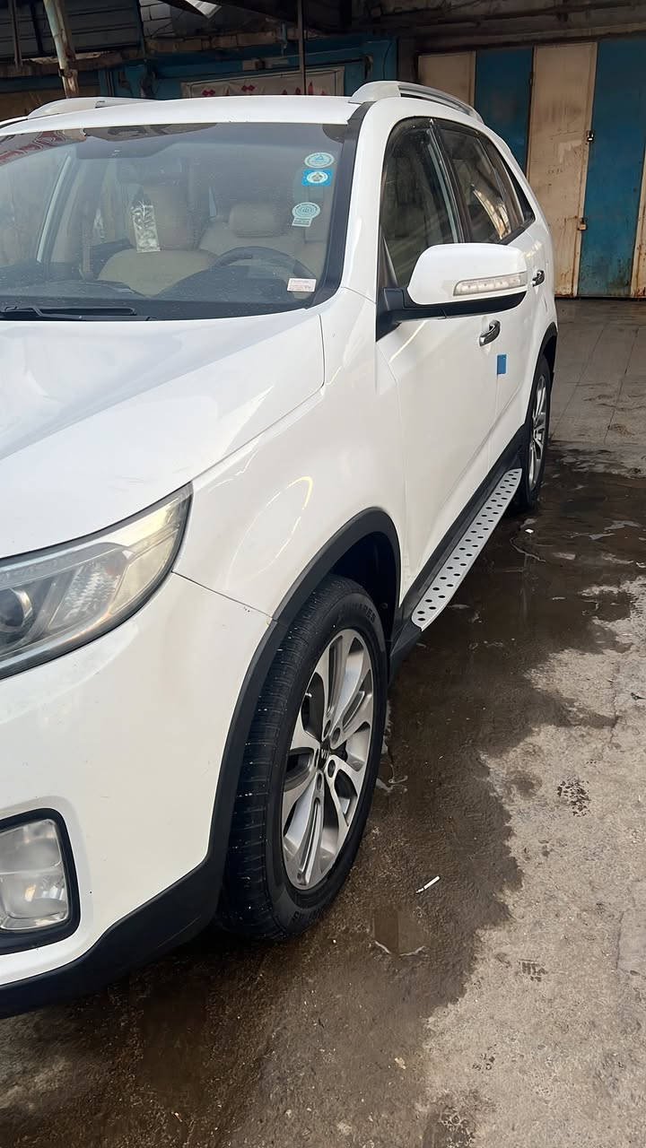 سلام عليكم سورنتو خليج المديل 2015 سبعه راكب المحرك 4المواصفات فول بصمه تحكم ستيرن ألدّ نهار تخم تاير حداديه تبريد تفه كشتات رقم نكيري 
رقم الهاتف ***********
