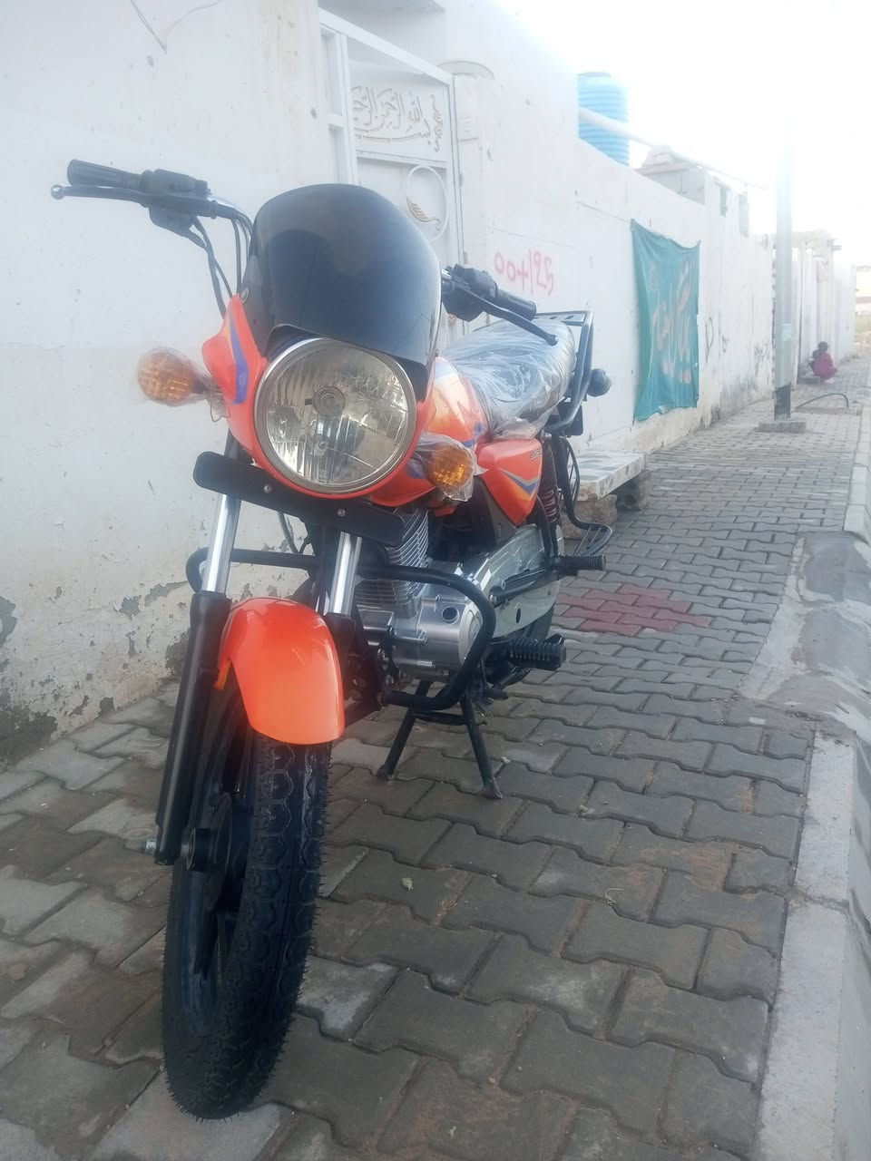 السلام عليكم بوكسر موديل واحد وعشرين للبيع واسط قضاء الحي الرقم هاتف ***********
