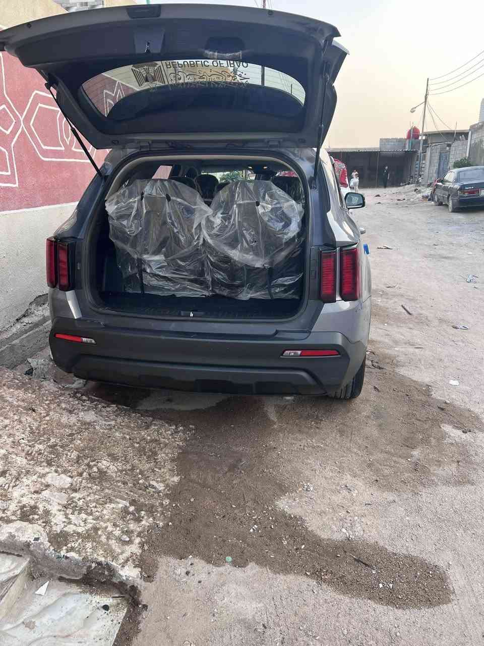 سورنتومديل23 ماشيه38 عنواني بصره  سعر 200 قفل***********
