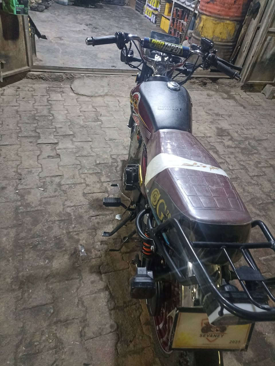 ماطور للبيع موديل 25 محرك اسود 200 جديد ***********
